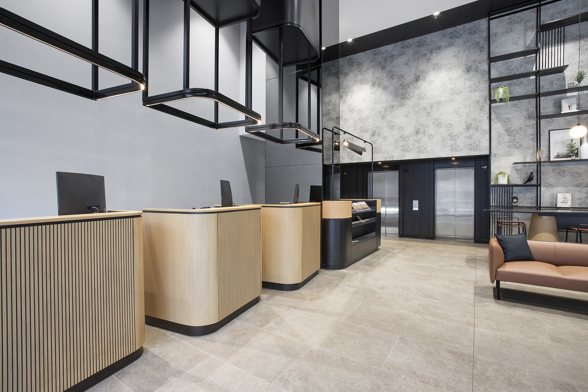 travelodge-hotel-docklands-melbourne-lobby-05-2020